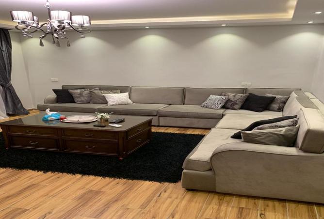 8180856 - Property Image 3