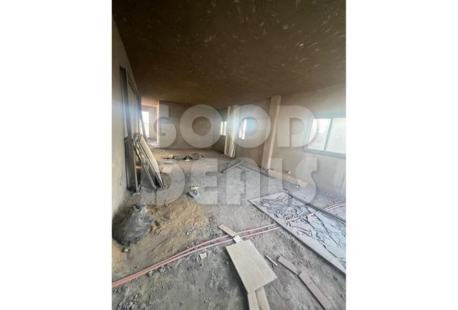 8302586 - Property Image 2