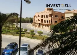 شقة - 3 غرف نوم - 3 حمامات للايجار في شارع الشويفات - الحي الاول - التجمع الخامس - مدينة القاهرة الجديدة - القاهرة