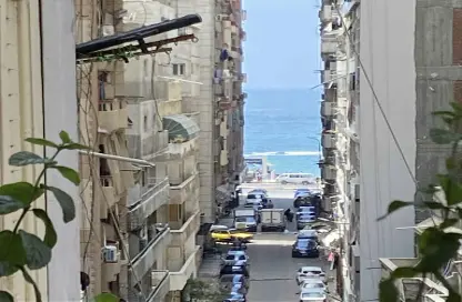 شقة - 3 غرف نوم - 1 حمام للبيع في ميامي - حي اول المنتزة - الاسكندرية