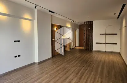 Apartment - 2 Bedrooms - 2 Bathrooms for sale in Mountain View iCity - 5th Settlement Compounds - The 5th Settlement - New Cairo City - Cairo