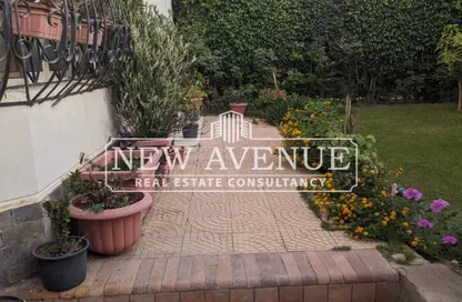 Villa - 3 Bedrooms - 4 Bathrooms for sale in Al Rehab - New Cairo City - Cairo