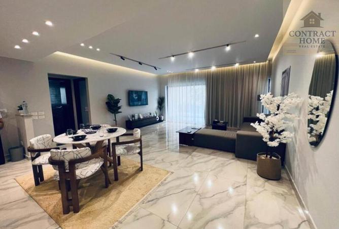 8220189 - Property Image 2