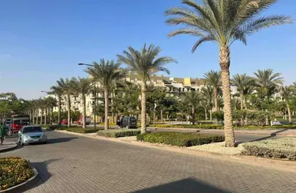 Penthouse - 4 Bedrooms - 4 Bathrooms for sale in Eastown - 5th Settlement Compounds - The 5th Settlement - New Cairo City - Cairo