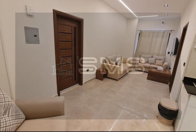 8181101 - Property Image 3