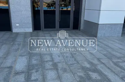 محل - استوديو - 2 حمامات للبيع في ذا واتر واي ڤيو - شارع التسعين - التجمع الخامس - مدينة القاهرة الجديدة - القاهرة