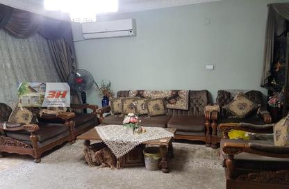 Apartment - 2 Bedrooms - 1 Bathroom for sale in Al Tayaran St. - Al Sharekat - Nasr City - Cairo