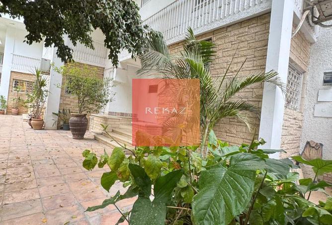 8166060 - Property Image 2