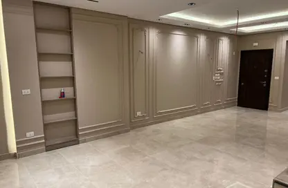 شقة - 4 غرف نوم - 4 حمامات للبيع في مون ريزيدنس - فيفث سكوير - التجمع الخامس - مدينة القاهرة الجديدة - القاهرة