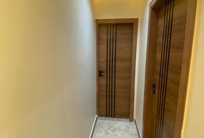 8381821 - Property Image 3