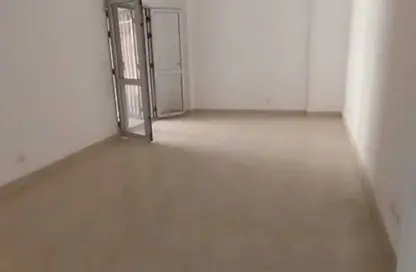 Apartment - 2 Bedrooms - 1 Bathroom for sale in Madinaty - Cairo