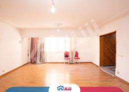 شقة - 3 غرف نوم - 2 حمامات for للبيع in شارع وينجت - بولكلي - حي شرق - الاسكندرية