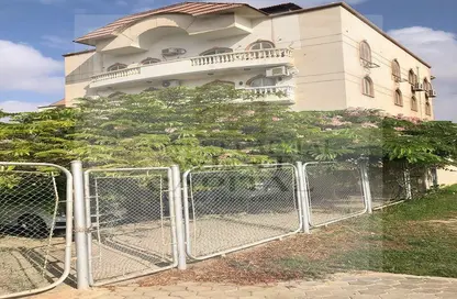 شقة - 3 غرف نوم - 3 حمامات للبيع في 6 ويست - بيفرلي هيلز - كمبوندات الشيخ زايد - الشيخ زايد - الجيزة