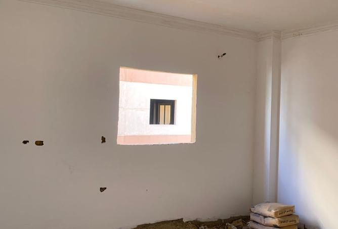 8273917 - Property Image 2