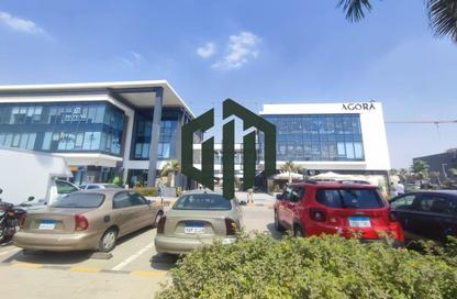 Shop - Studio - 1 Bathroom for rent in One Golden Square Mall - The 5th Settlement - New Cairo City - Cairo