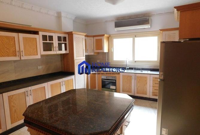 8198054 - Property Image 2