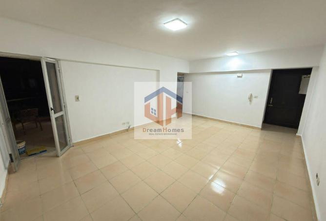 8378431 - Property Image 2