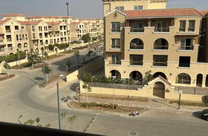 شقة - 2 غرف نوم - 2 حمامات للبيع في معادى فيو - كمبوندات الشروق - مدينة الشروق - القاهرة