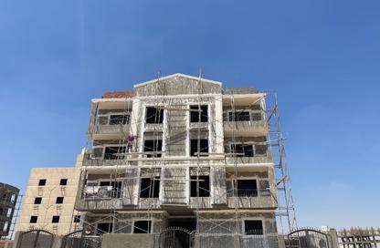 Apartment - 3 Bedrooms - 3 Bathrooms for sale in Bait Alwatan - The 5th Settlement - New Cairo City - Cairo