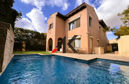 Villa - 3 Bedrooms - 3 Bathrooms for sale in Mivida - 5th Settlement Compounds - The 5th Settlement - New Cairo City - Cairo