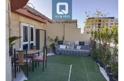 Roof - 3 Bedrooms - 2 Bathrooms for sale in 7th Sector - Zahraa El Maadi - Hay El Maadi - Cairo