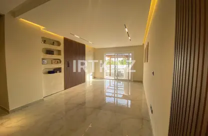 شقة - غرفة نوم - 2 حمامات للبيع في جاردن ريزدنس - هايد بارك - مدينة القاهرة الجديدة - القاهرة