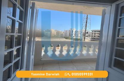 Apartment - 3 Bedrooms - 2 Bathrooms for rent in Sidi Gaber St. - Sidi Gaber - Hay Sharq - Alexandria