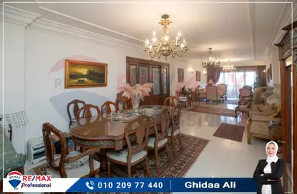 Apartment - 3 Bedrooms - 3 Bathrooms for sale in Al Geish Road - Glim - Hay Sharq - Alexandria