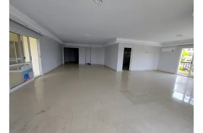 Apartment - 3 Bedrooms - 3 Bathrooms for sale in Madinaty - Cairo