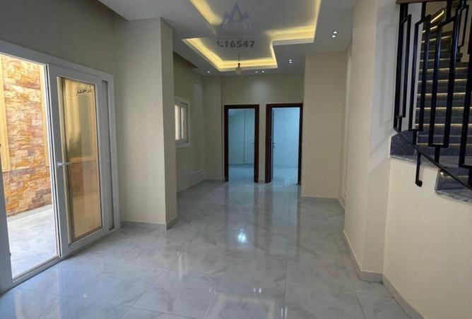 8220616 - Property Main Image