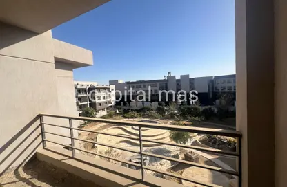 Apartment - 3 Bedrooms - 3 Bathrooms for sale in South Lotus - El Lotus - New Cairo City - Cairo