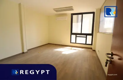 Office Space - Studio - 2 Bathrooms for rent in Street 253 - Degla - Hay El Maadi - Cairo