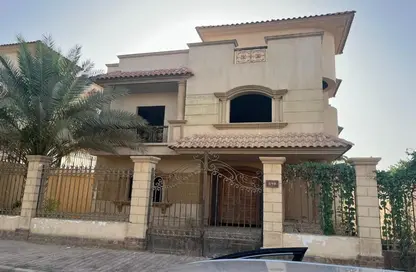 فيلا - 4 غرف نوم - 3 حمامات للبيع في رويال سيتي - كمبوندات الشيخ زايد - الشيخ زايد - الجيزة