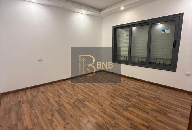 8473098 - Property Image 3