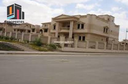 Villa - 6 Bedrooms - 5 Bathrooms for sale in Royal City - Sheikh Zayed Compounds - Sheikh Zayed City - Giza