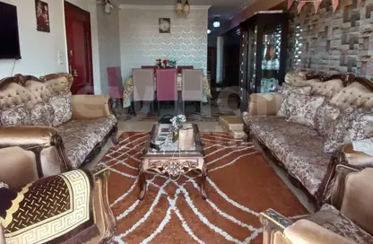 Apartment - 3 Bedrooms - 1 Bathroom for sale in Moharam Bek St. - Moharam Bek - Hay Wasat - Alexandria