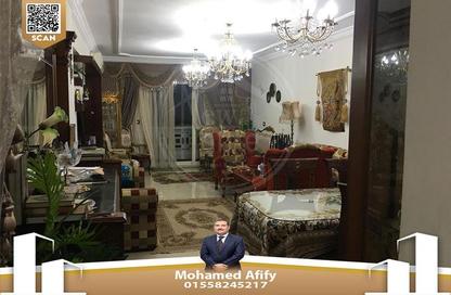 شقة - 3 غرف نوم - 2 حمامات للبيع في كامب شيزار - حي وسط - الاسكندرية