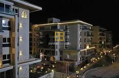 Apartment - 4 Bedrooms - 4 Bathrooms for sale in Mountain View iCity - 5th Settlement Compounds - The 5th Settlement - New Cairo City - Cairo