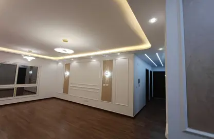 Apartment - 3 Bedrooms - 2 Bathrooms for sale in Madinaty - Cairo