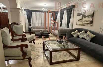 فيلا - 3 غرف نوم - 3 حمامات للايجار في شارع بيرم التونسي - الرحاب المرحلة الأولى - الرحاب - مدينة القاهرة الجديدة - القاهرة