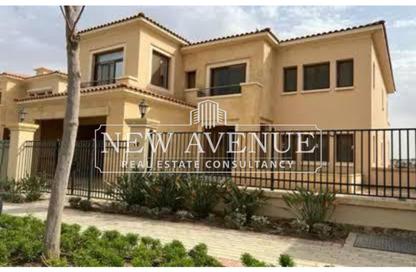 Villa - 4 Bedrooms - 3 Bathrooms for sale in Uptown Cairo Road - Al Abageyah - El Khalifa - Cairo