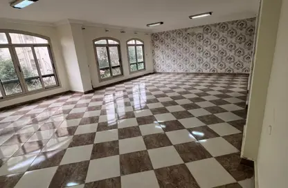 شقة - 3 غرف نوم - 3 حمامات للايجار في شارع زيزينيا - المستثمرين الجنوبية - مدينة القاهرة الجديدة - القاهرة