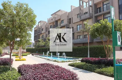 Apartment - 2 Bedrooms - 2 Bathrooms for sale in Moon Residences - Fifth Square - The 5th Settlement - New Cairo City - Cairo