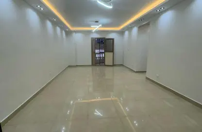 Apartment - 3 Bedrooms - 1 Bathroom for sale in Gate 3 - Menkaure - Hadayek El Ahram - Giza