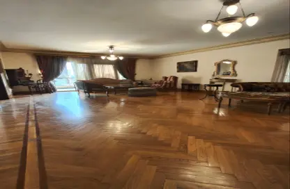 شقة - 3 غرف نوم - 2 حمامات للبيع في المهندسين - الجيزة