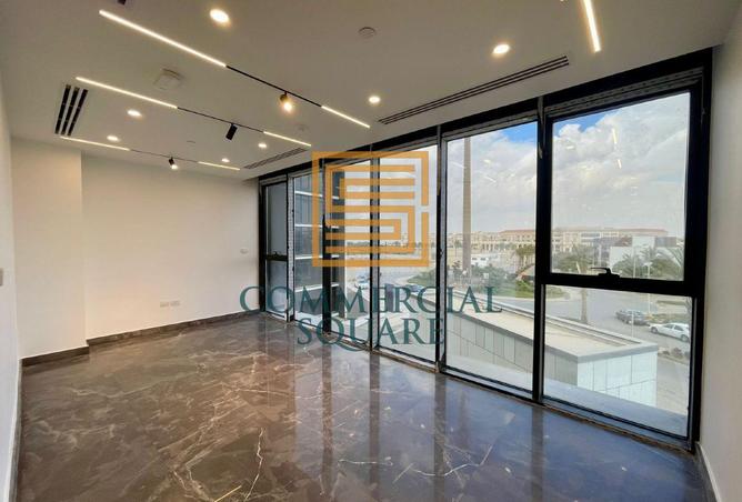 8330323 - Property Image 2