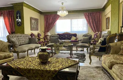 Apartment - 3 Bedrooms - 2 Bathrooms for rent in Fareek Awal Ali Amer St. - 6th Zone - Nasr City - Cairo