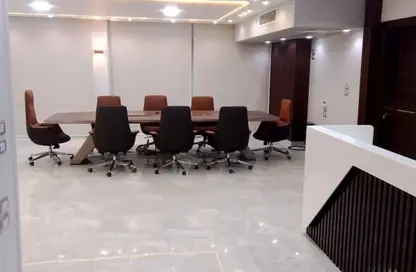 مساحات مكتبية - استوديو - 3 حمامات للايجار في وان قطامية - كمبوندات القطامية - القطامية - مدينة القاهرة الجديدة - القاهرة