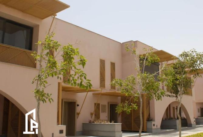 8225100 - Property Image 3