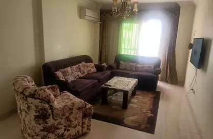 شقة - 3 غرف نوم - 2 حمامات للايجار في الحي الثامن - الشيخ زايد - الجيزة